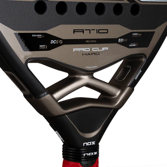 PALA NOX AT10 PRO CUP HARD 2026