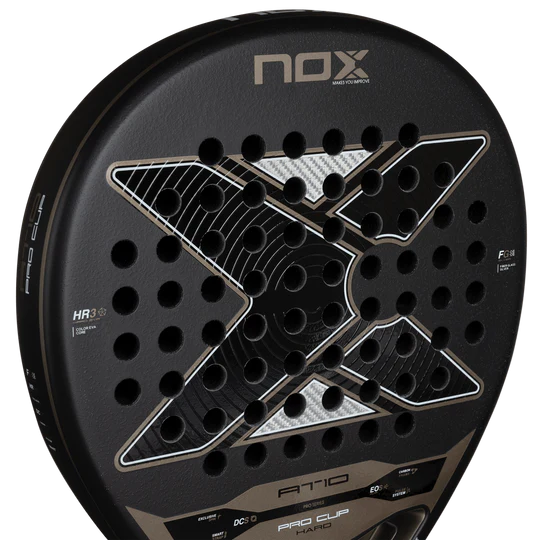 PALA NOX AT10 PRO CUP HARD 2026